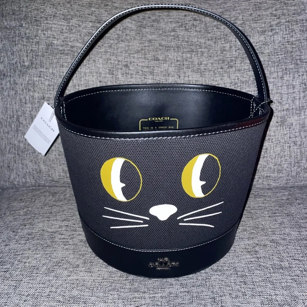 (1) Coach Pumpkin or Black Cat Bucket Purse - Picture 4 of 5